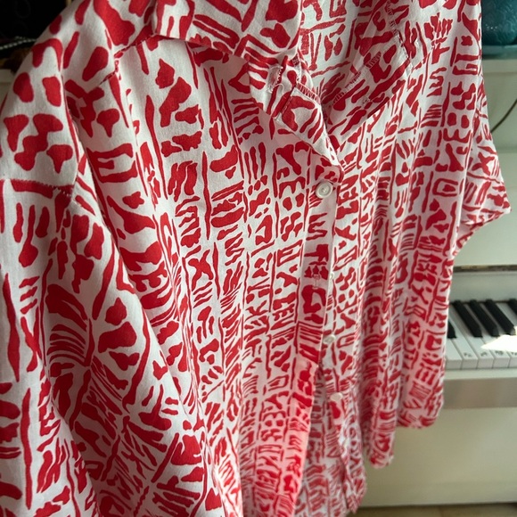 Vibrant Red and White Women's Blouse L - Picture 15 of 16